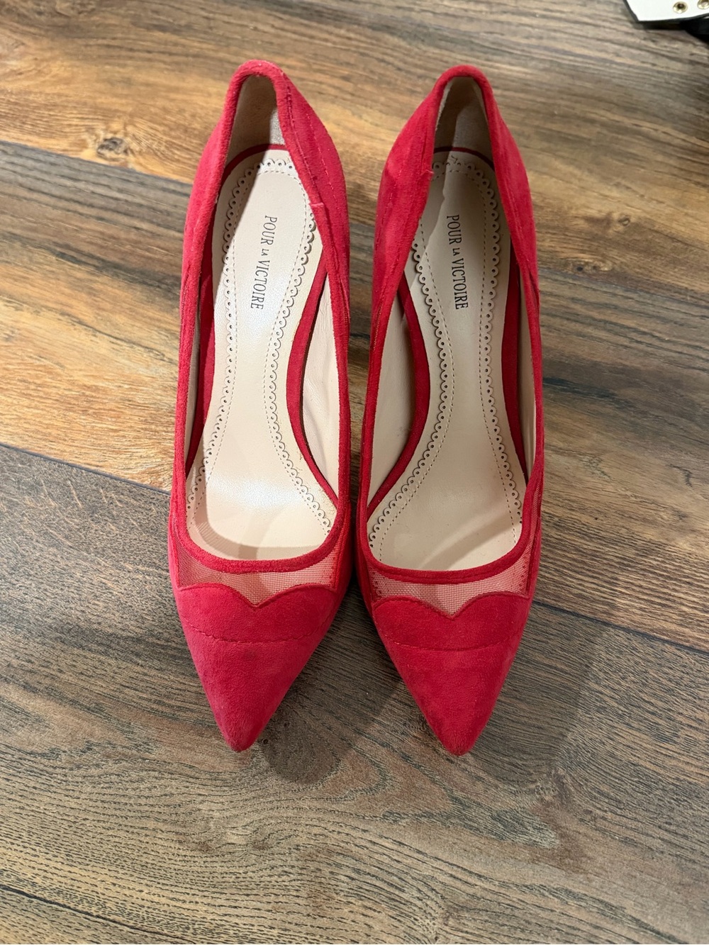 Pour La Victoire Red Suede Pointed Mesh Pumps